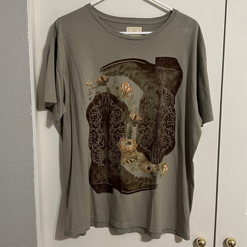 Olive Graphic Short Sleeve Tee
